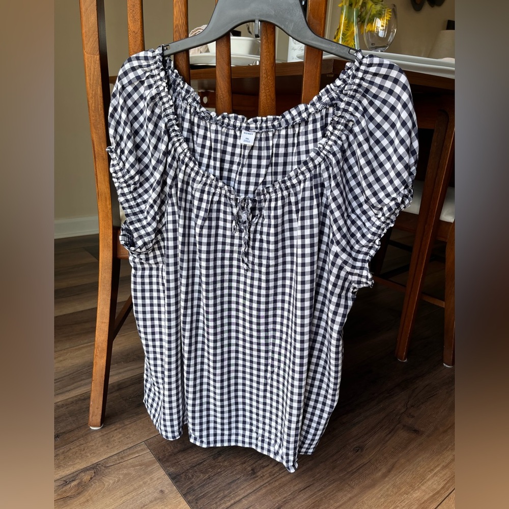 Old Navy Short Sleeve Black/ White Gingham Blouse, Size XXL! Elastic sleeves! - Picture 6 of 6